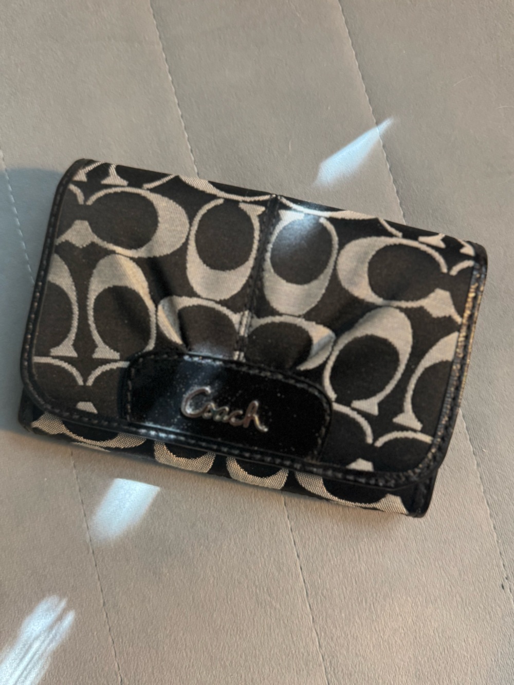 Coach Black and Cream Signature Wallet